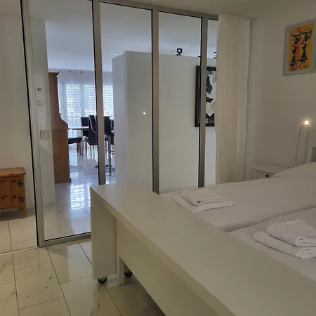 Vertical Apartman *