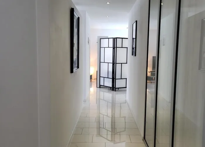 Apartamento Vertical Entrelagos