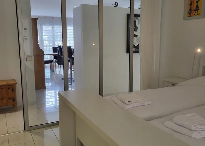 Vertical Διαμέρισμα *